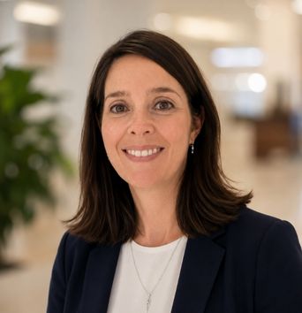 Mónica Bolaños Presidenta